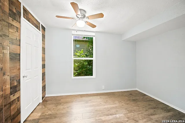 112 Avenue B — Photo 15