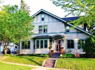 918 McLean Ave, Saint Paul, MN 55106