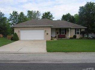 301 W 3rd St W, Aviston, IL 62216