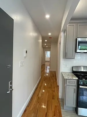 Rented by Corcoran | media 28