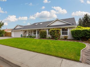 1082 E Pioneer Loop, La Center, WA 98629