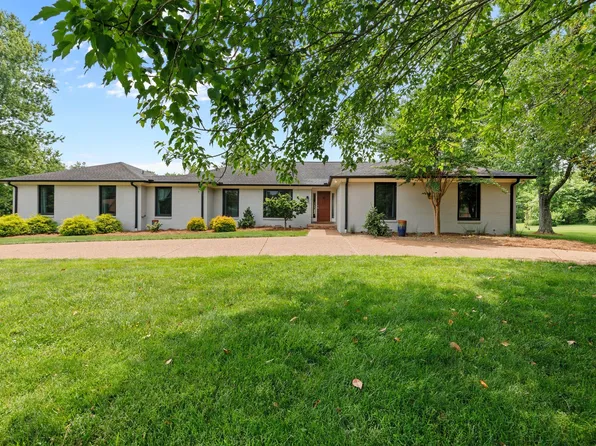 5013 Woodland Hills Dr, Brentwood, TN 37027