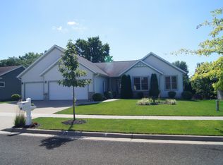 1050 Streblow St, Onalaska, WI 54650