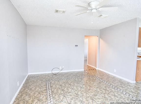 4th image of 5963 Hidden Dale St