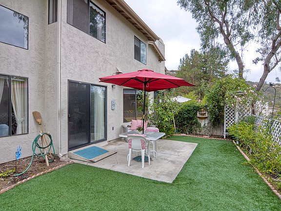 4th image of 8392 Suntree Pl