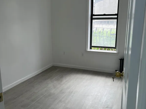 107 Hester Street image 1 of 6
