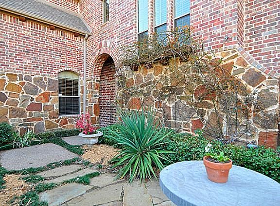2nd image of 1216 Sir Malory Ln