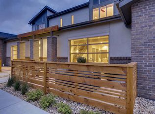 19479 E Sunset Cir, Centennial, CO 80015