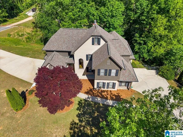 707 Saint Andrews Pkwy, Oneonta, AL 35121