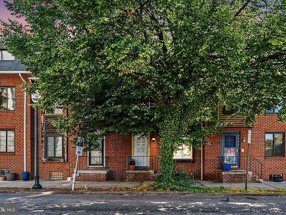 1st image of 1223 N 3rd St