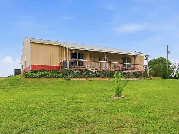3rd image of 1464 Keyes Rd