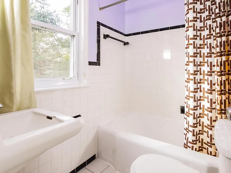 8411 Potomac Ave — Photo 6