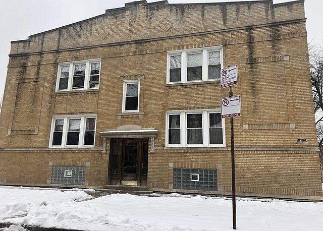 1st image of 3804 W Leland Ave