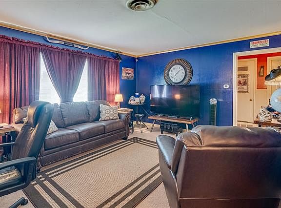 5th image of 3113 Jane Ln