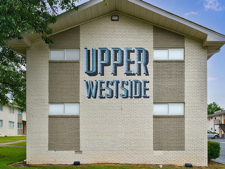 The Westlight — Photo 12
