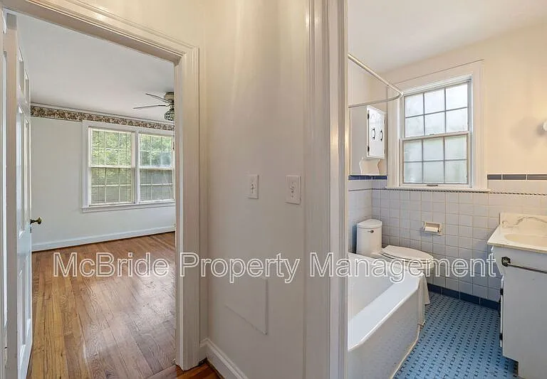 1835 Kissingbower Rd — Photo 17