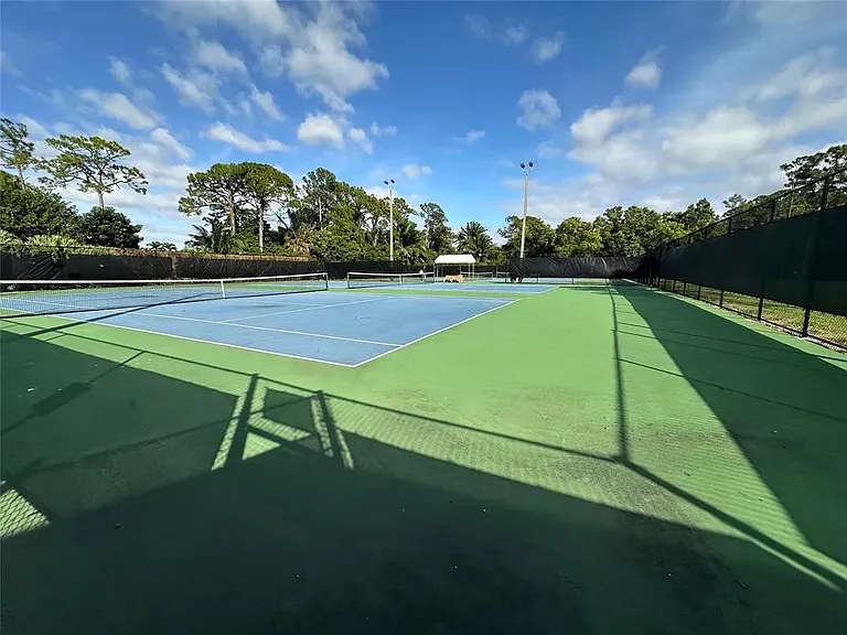 Tennis & Pickleball Courts