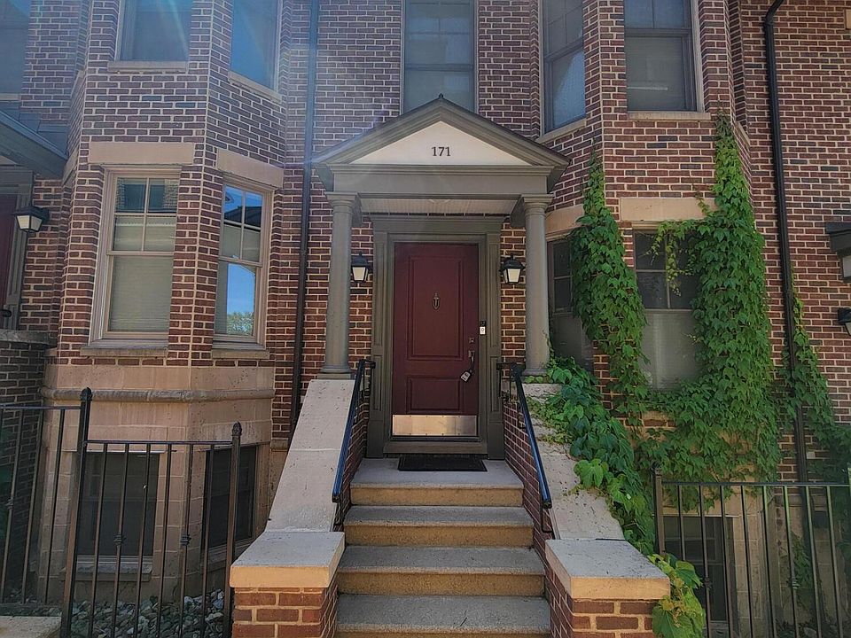 1st image of 171 Ashley Mews Dr