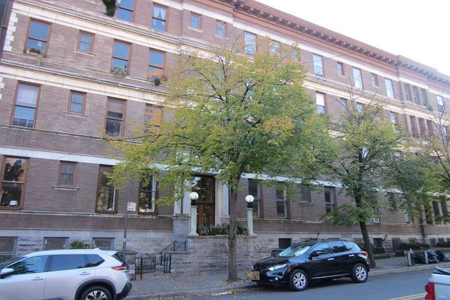 1st image of 126 Greene Ave APT 2E