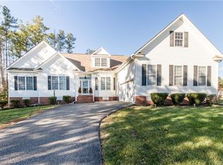 4006 Calvingate Ter, Chester, VA 23831