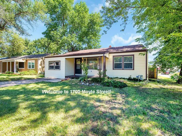 1700 Moyle St, Augusta, KS 67010