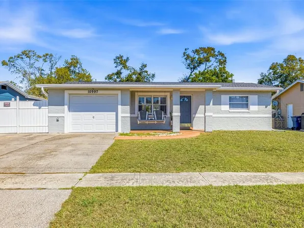 10997 87th Ave, Seminole, FL 33772