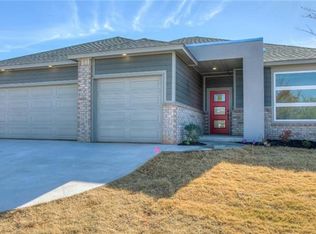 8208 NW 151st Ter, Edmond, OK 73013