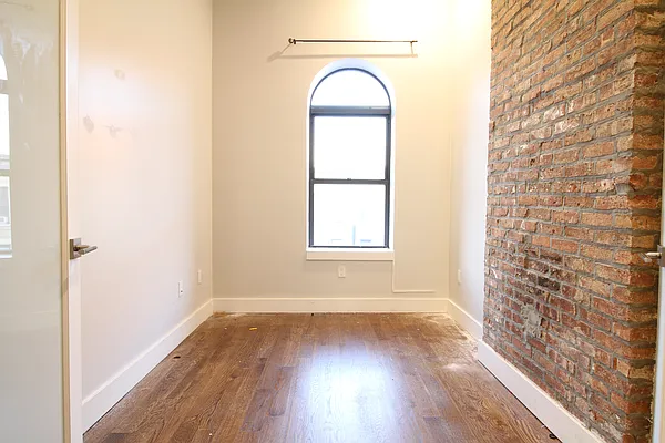 Rented by Flight of Fancy Realty Group | media 17