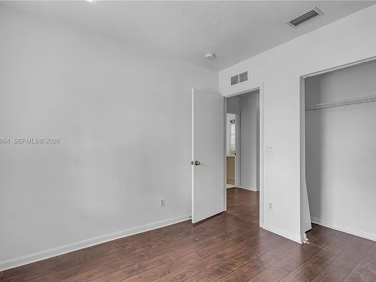 2400 SW 87th Way — Photo 12