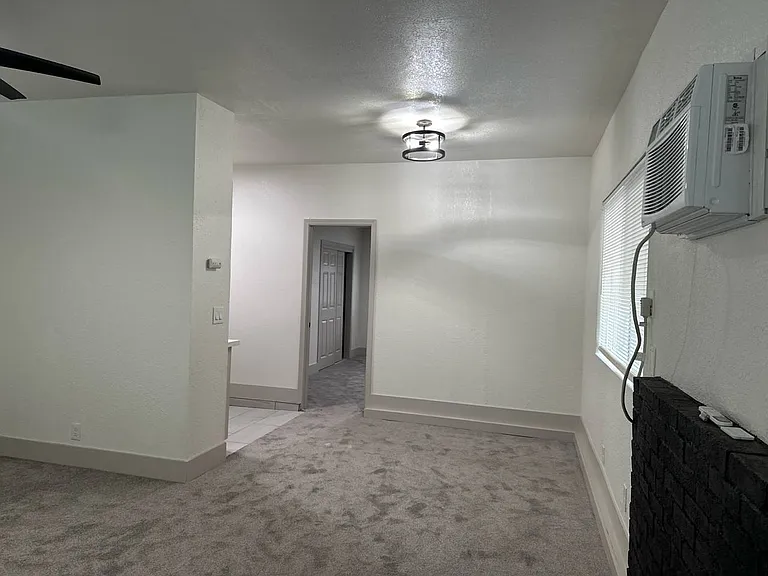 289 Holly St #2 — Photo 7