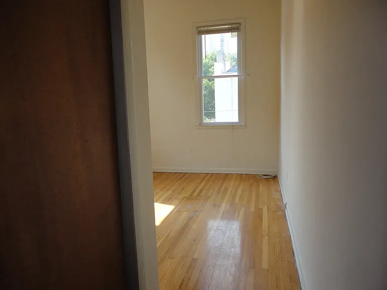 1139 Lombard St #2F — Photo 13