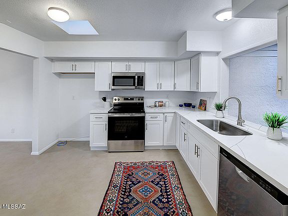 4th image of 4840 E Fort Lowell Rd