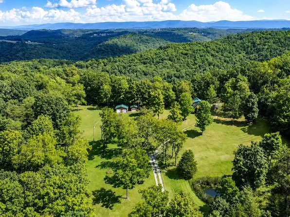 350 Mercy Mee Farm Rd, Ballard, WV 24918