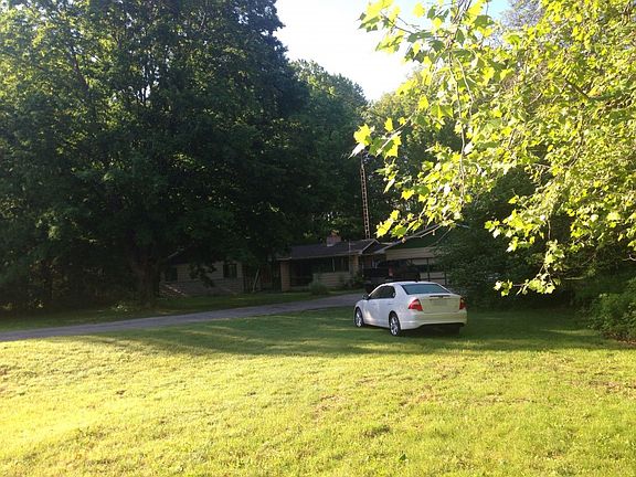 4th image of 6930 Paw Paw Ave