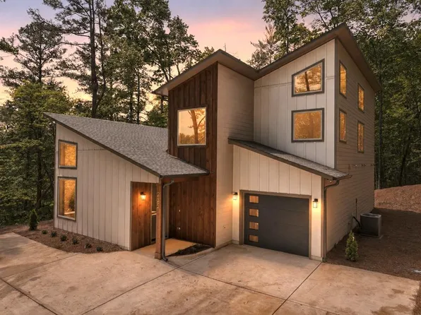 235 Fern Dr, Ellijay, GA 30540