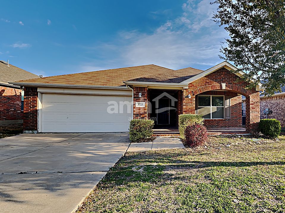1st image of 3725 Vista Greens Dr