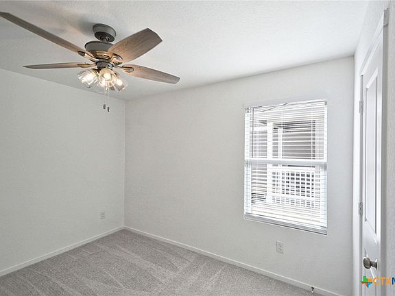 5th image of 206 Charles Way