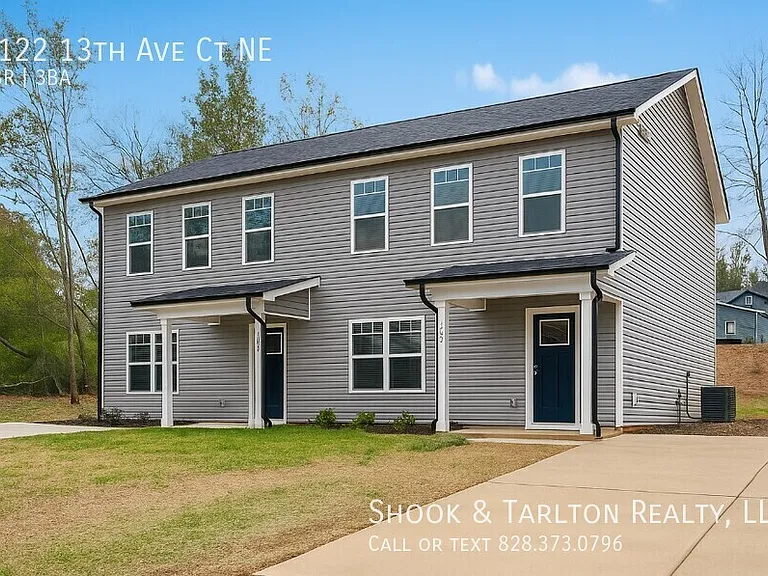 1122 13th Avenue Ct NE — Photo 7