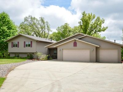 5484 Meadow Dr SE, Rochester, MN, 55904