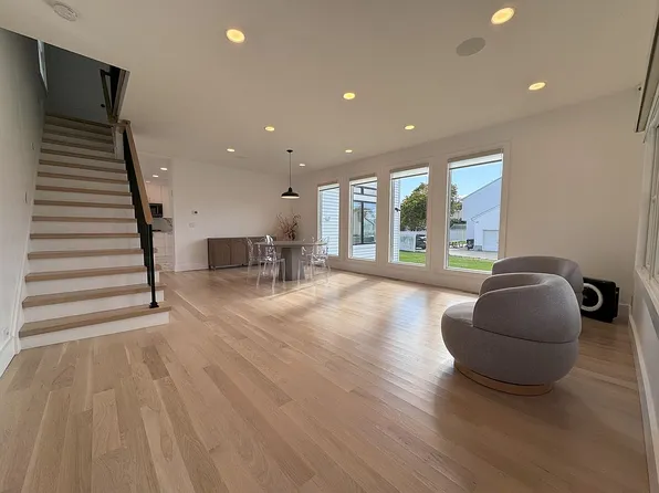 225 Cedar St, Oakhurst, NJ 07755