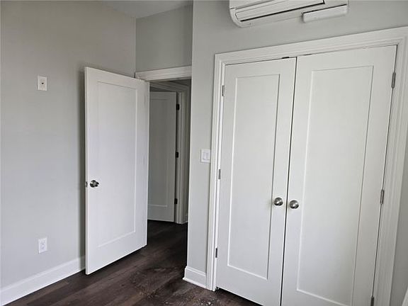 4th image of 246-01 Jamaica Ave #2B