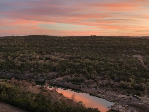 892 Baird Ranch Rd, Johnson City, TX 78636