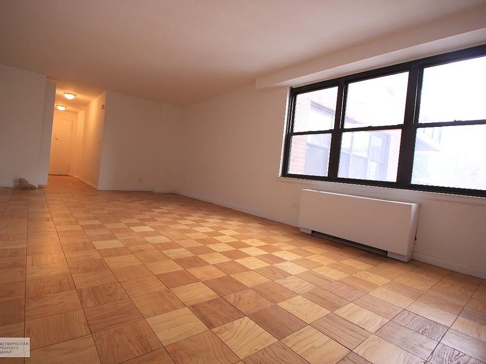 2nd image of 240 E 82nd St APT 12G