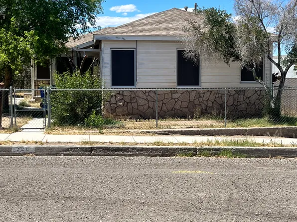 326 F St #3, Needles, CA 92363