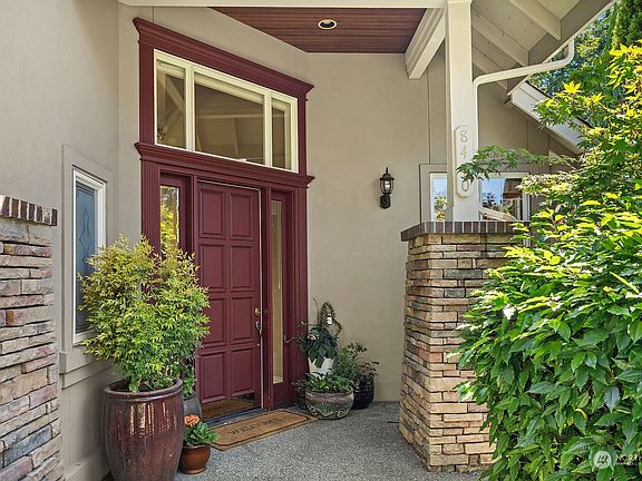 5th image of 8470 SE 69th Place