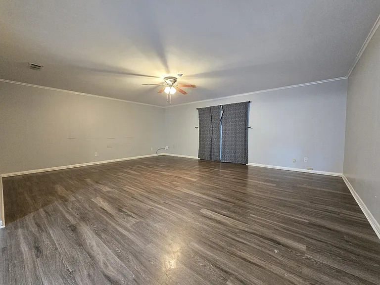 1514 State Highway 155 N — Photo 15