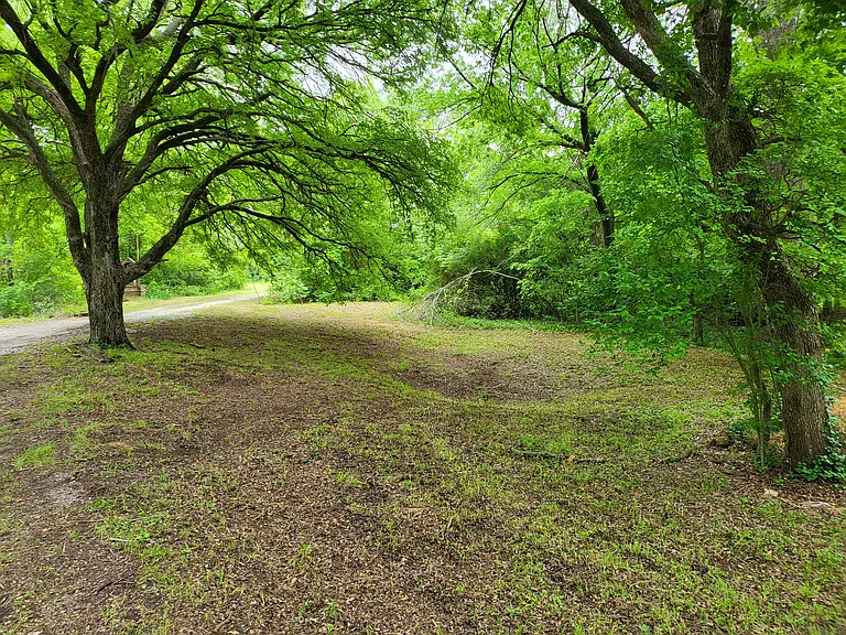 9397 Azle Hwy — Photo 38