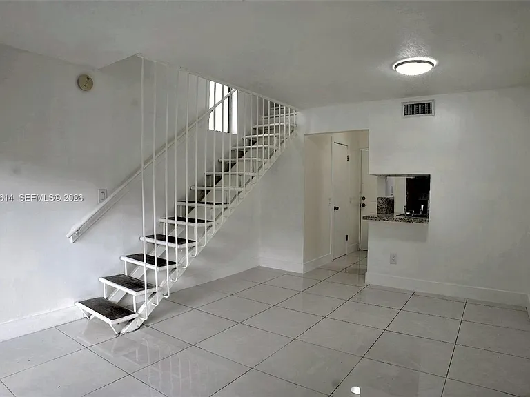 4271 NW 11th St #4 — Photo 9
