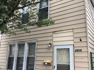 2914 S Elias Ct, Chicago, IL 60608