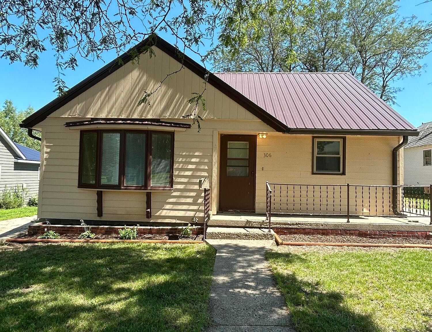 306 S Hassett St, Tripp, SD 57376 Zillow